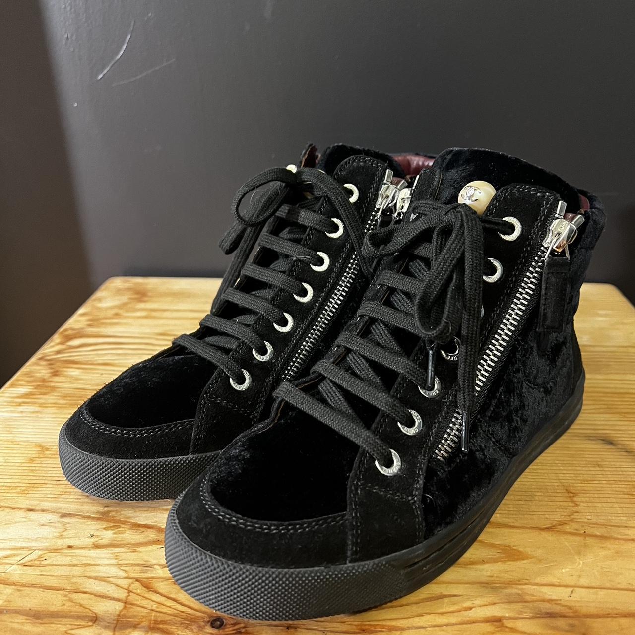 Black high top chanel sneakers hotsell