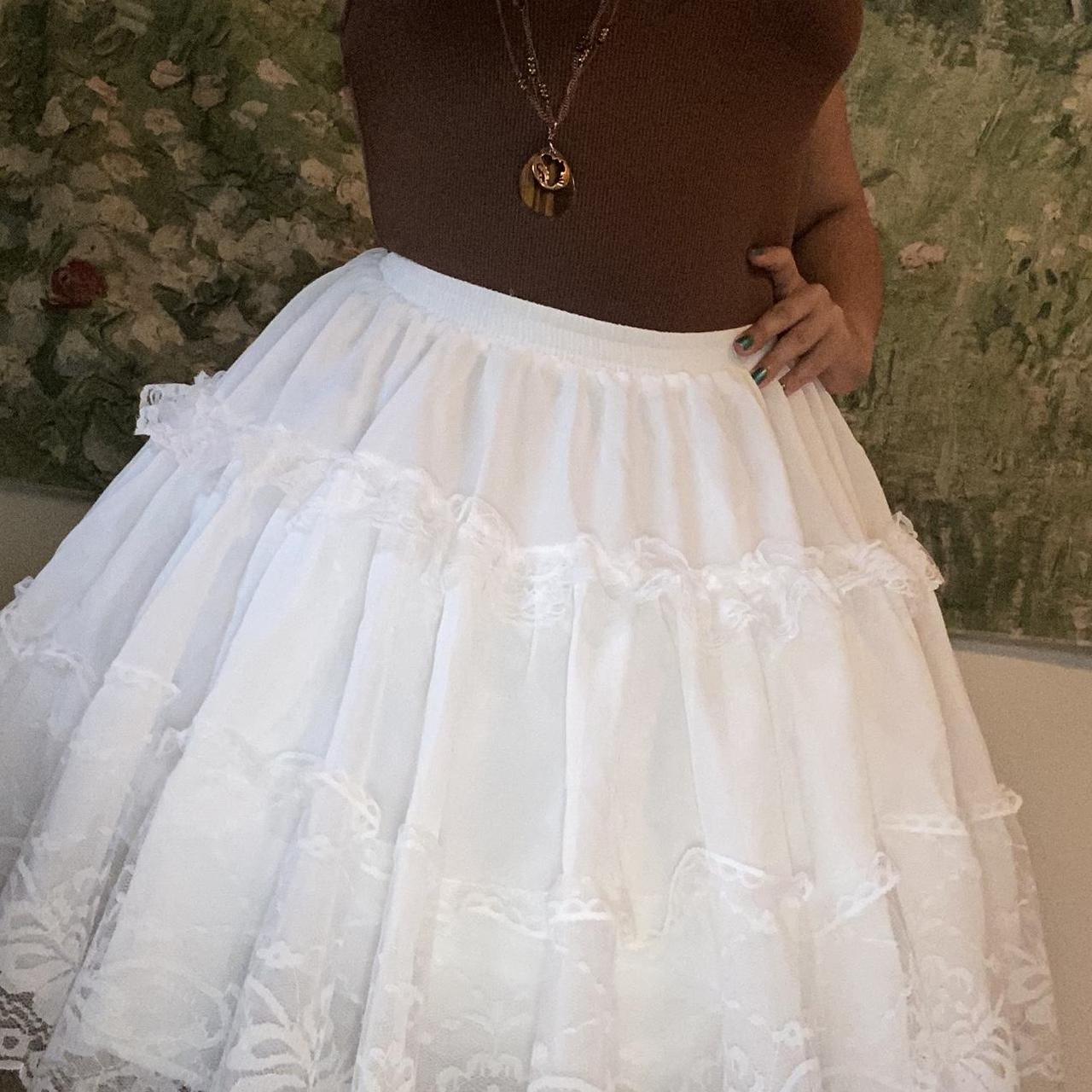 cute white lacey hooped petticoat adorable above or... - Depop