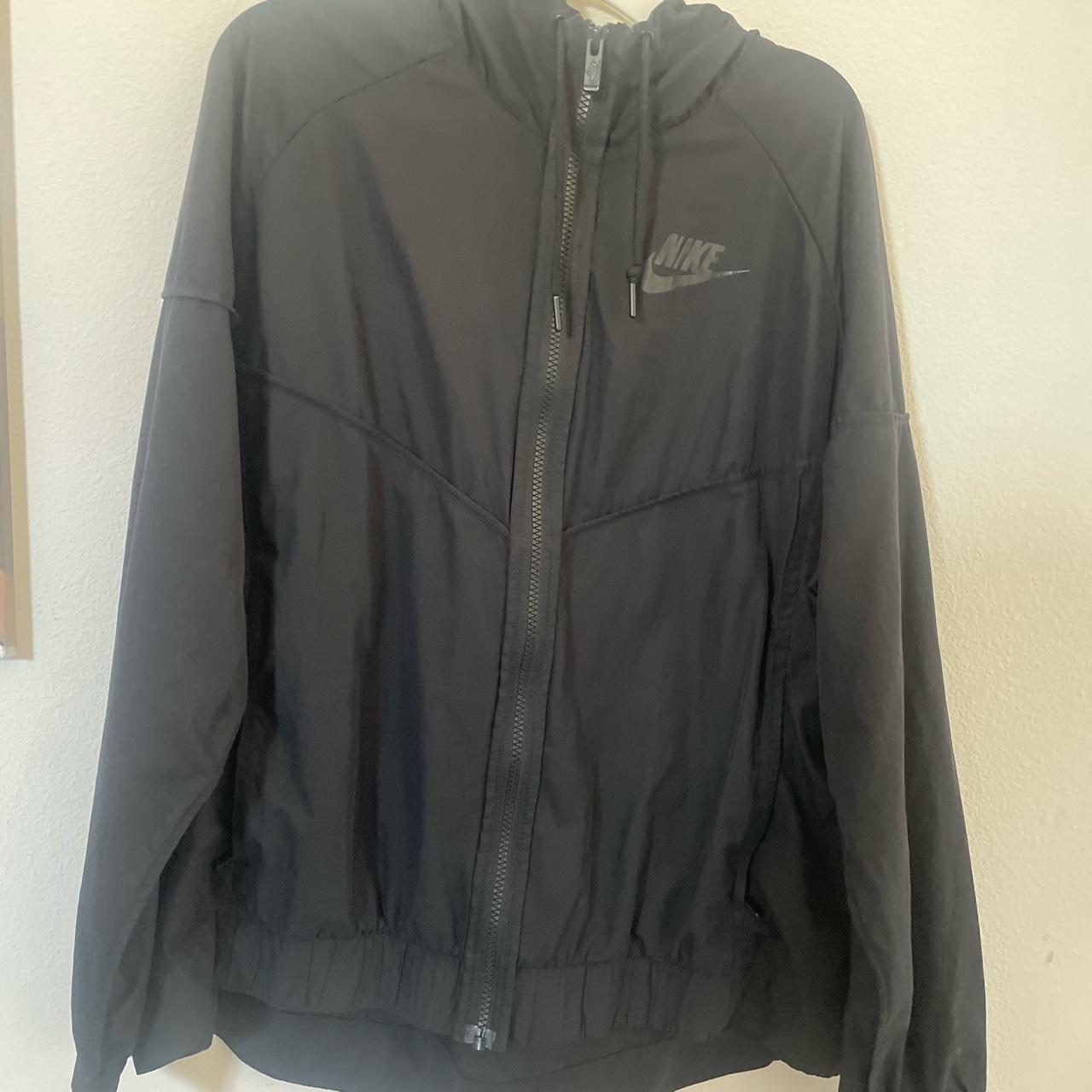 zip up windbreaker nike