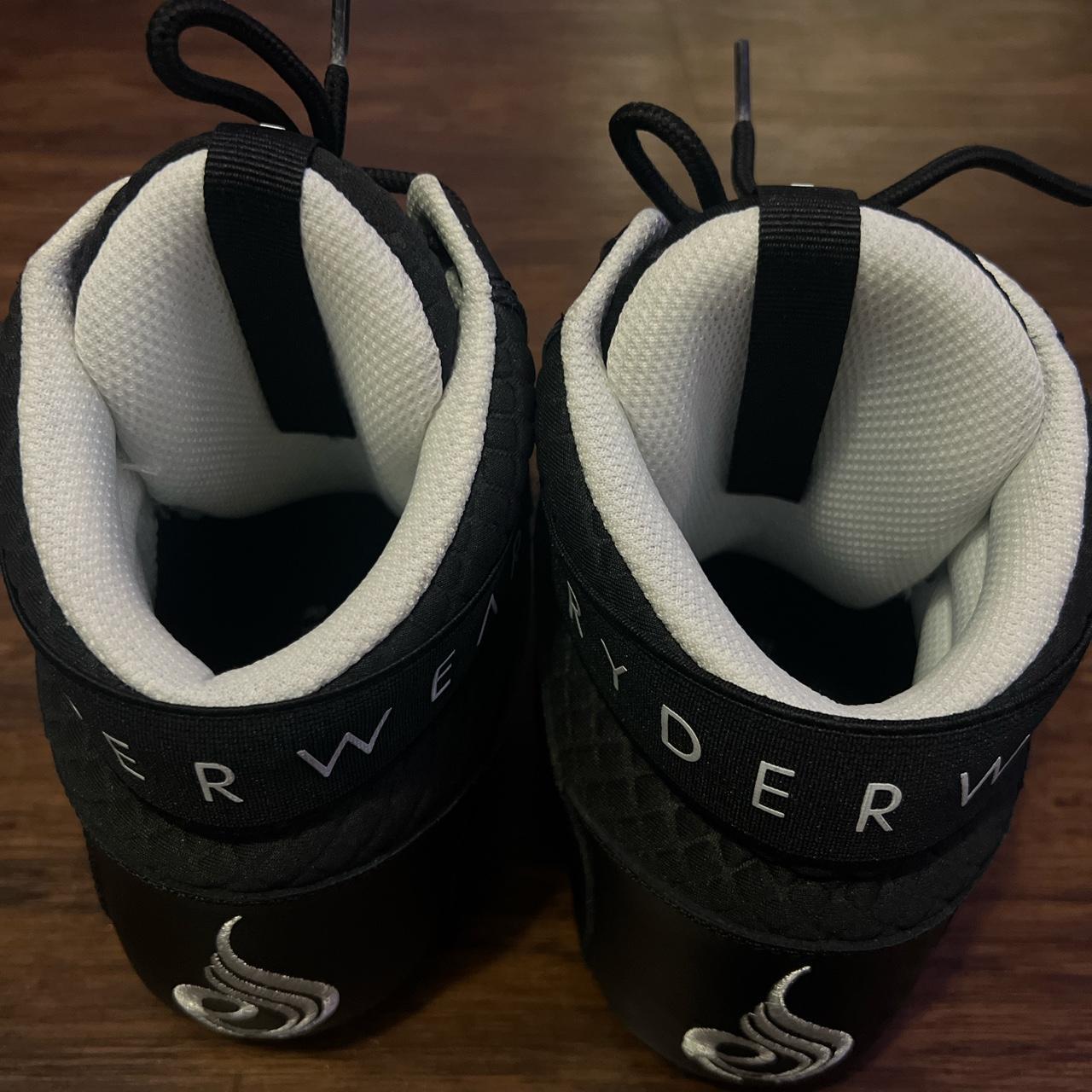 Flat Sole Gym Lifting Shoes shoes blackshoes Depop flat-sole-gym-lifting-shoes-shoes-blackshoes-depop