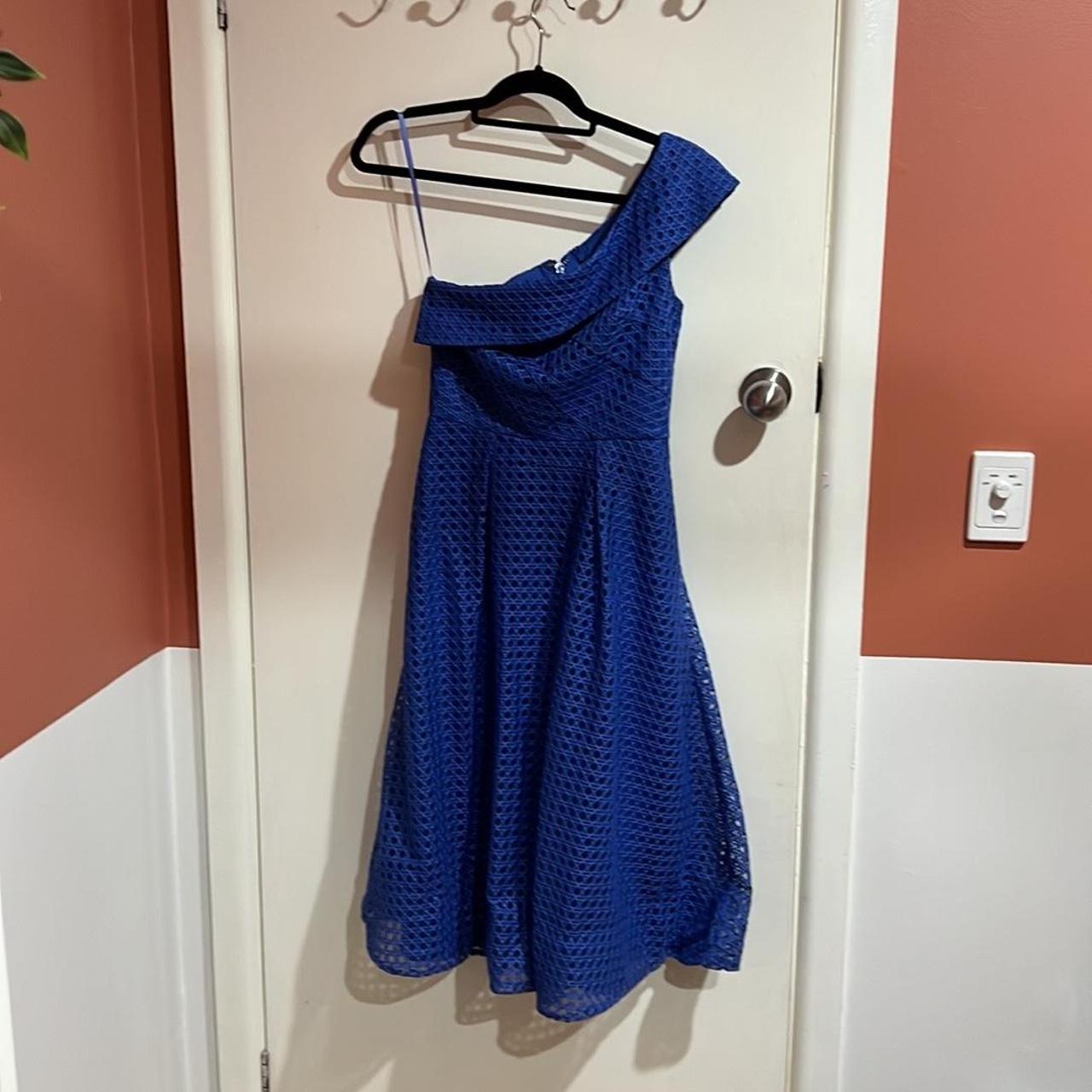 Bariano size 8 blue dress! One shoulder with pockets!!! - Depop