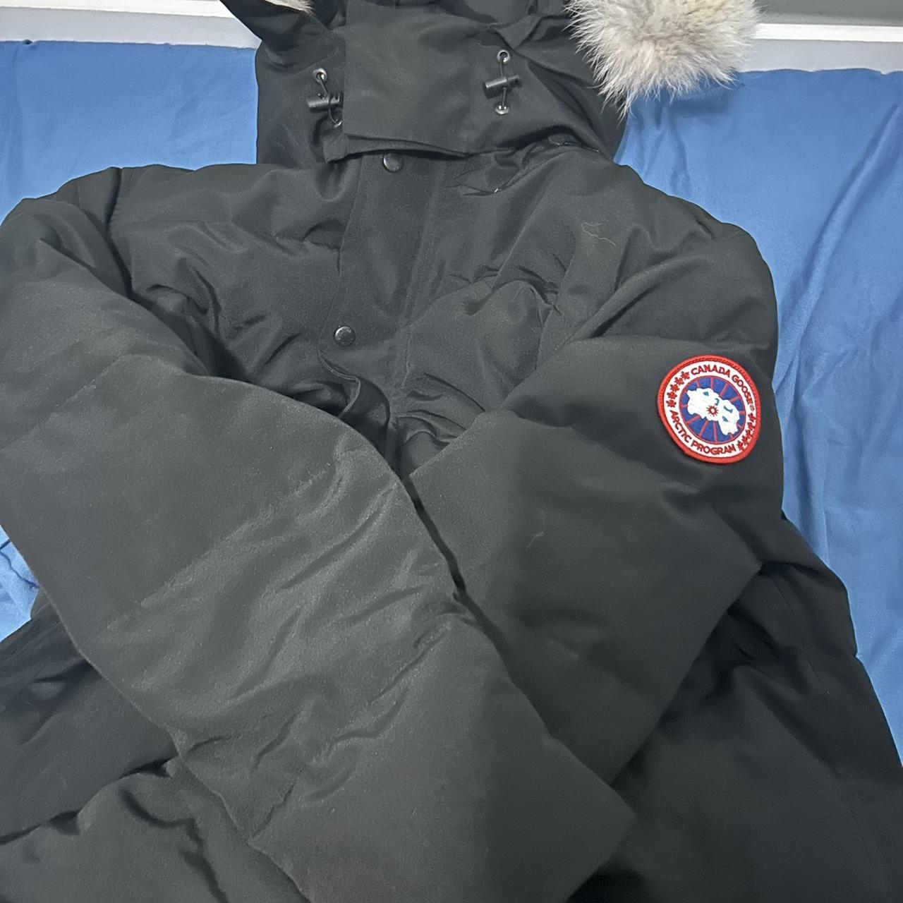 Depop canada cheap goose