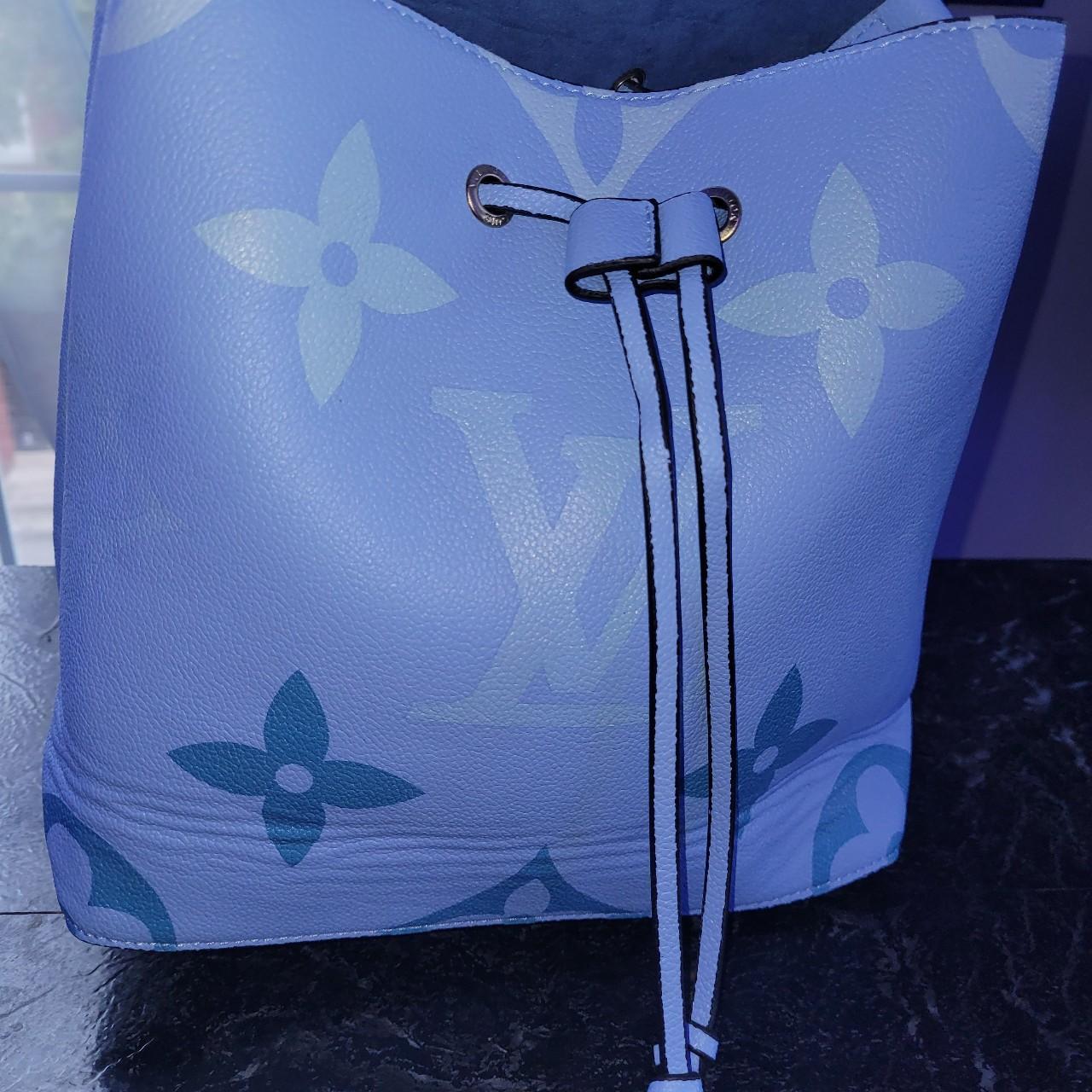 Louis Vuitton Women's Blue Bag Depop