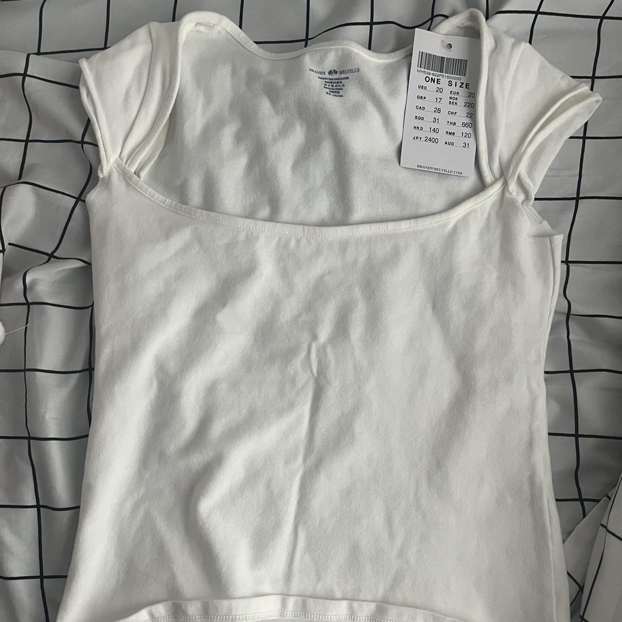 Brandy Melville Ella top new with tags (doesn’t fit... - Depop