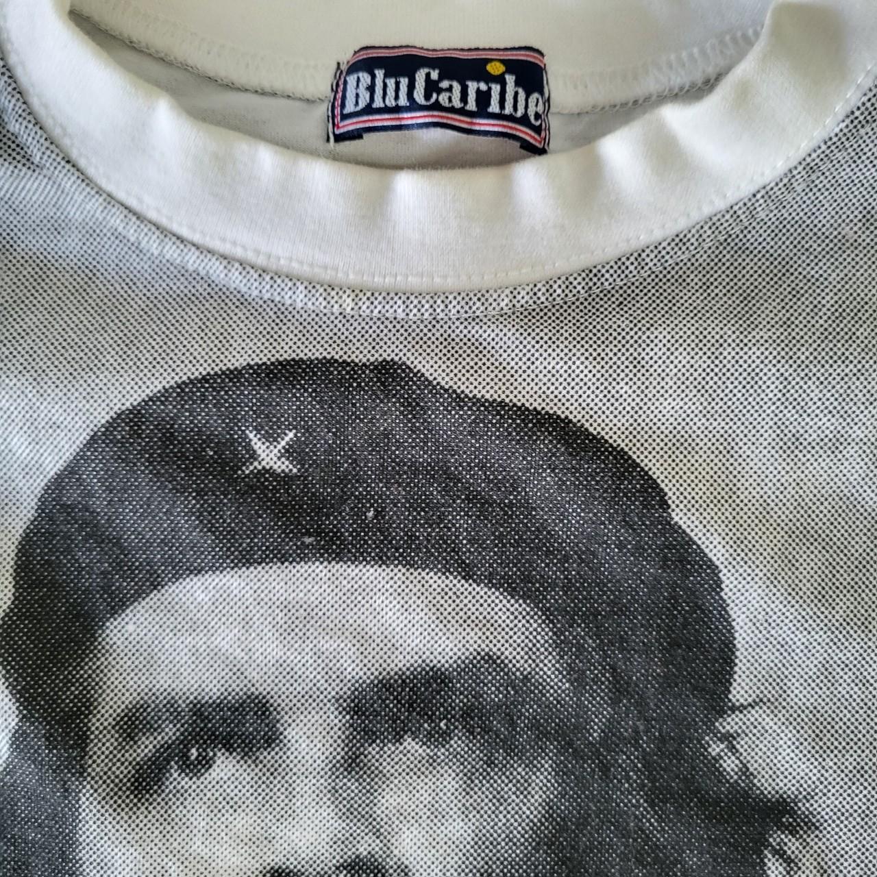 Vintage red Che Guevara tee, fits like a medium but - Depop