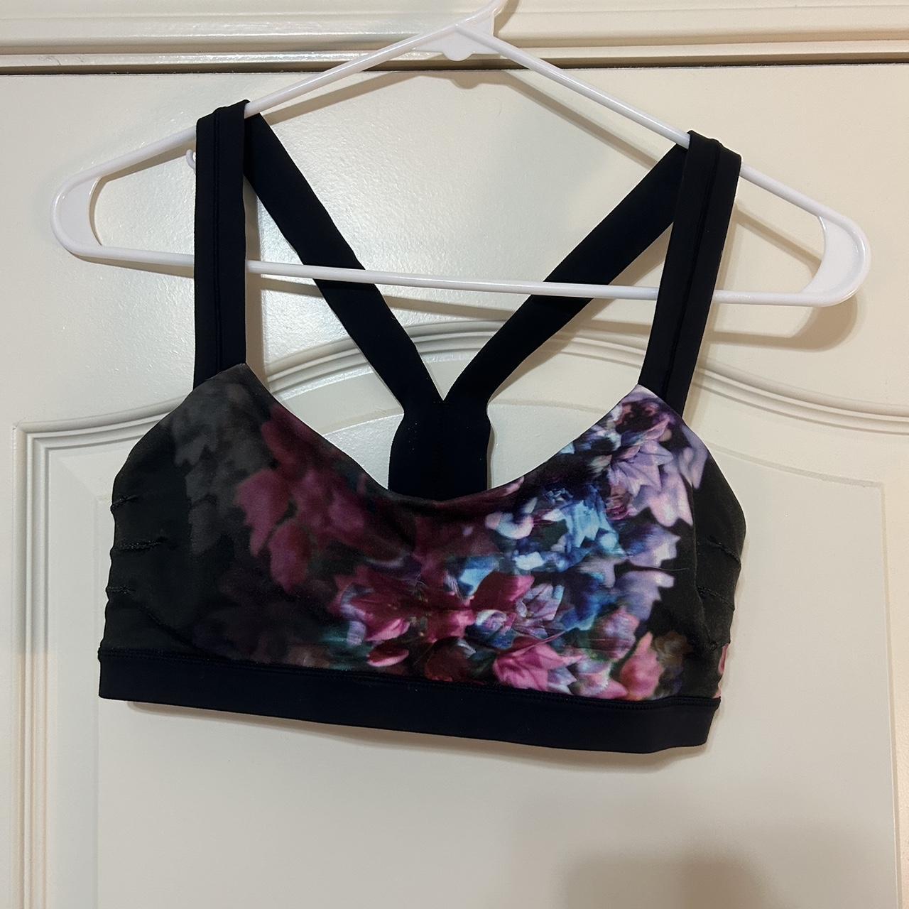 Lululemon Women's multi Bra | Depop