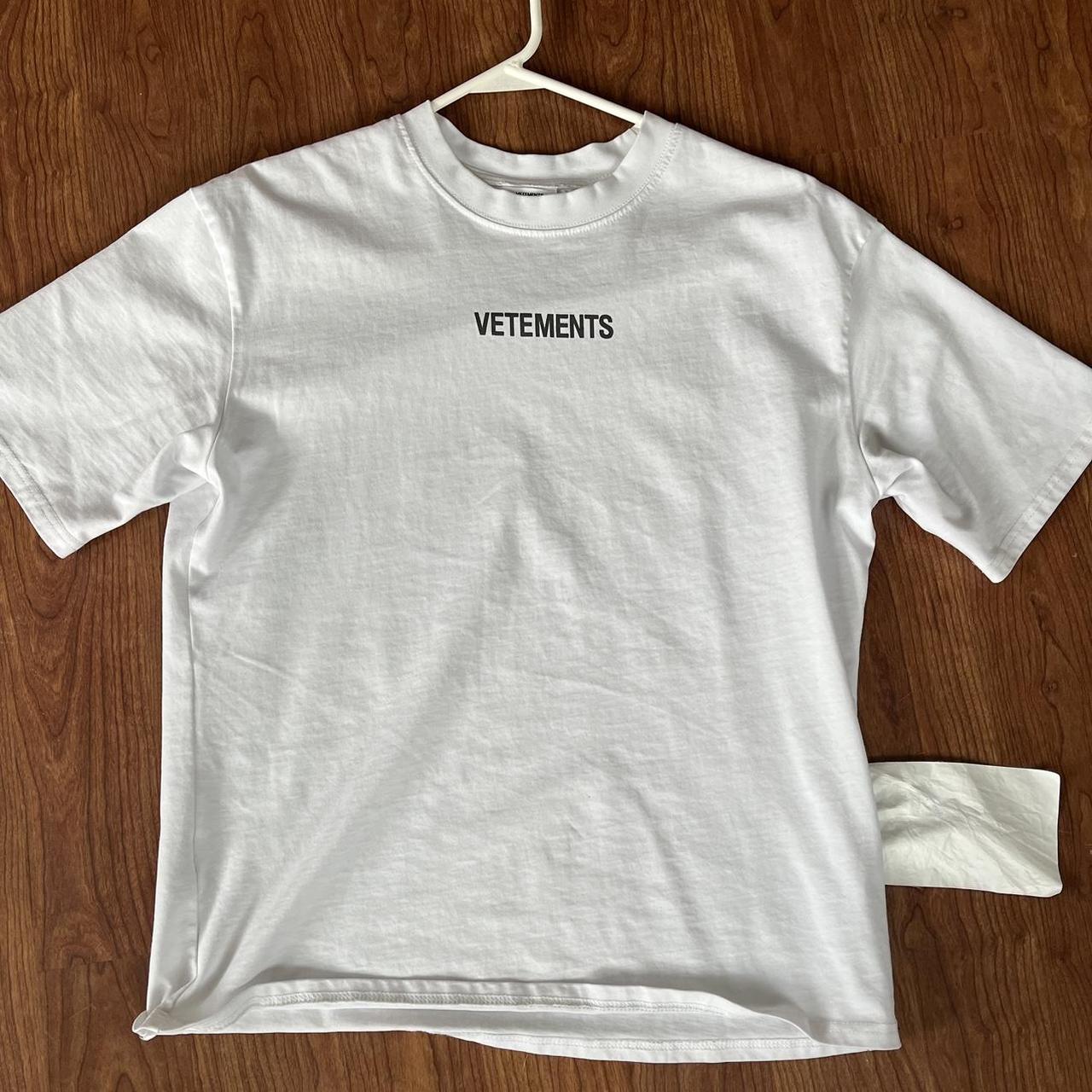 White Mens Vetements Logo Tee XL Tag Style Size M Depop