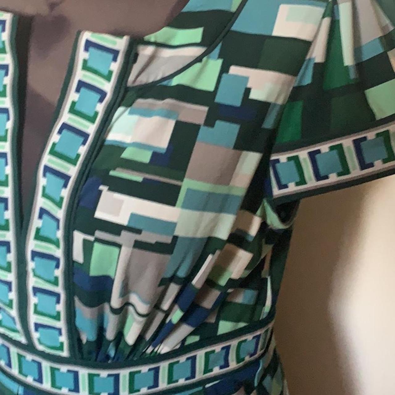 Bcbg geometric pattern green midi dress size m Depop