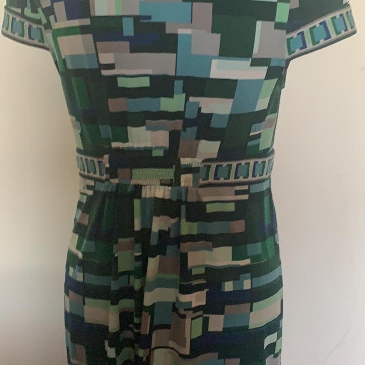 Bcbg geometric pattern green midi dress size m Depop