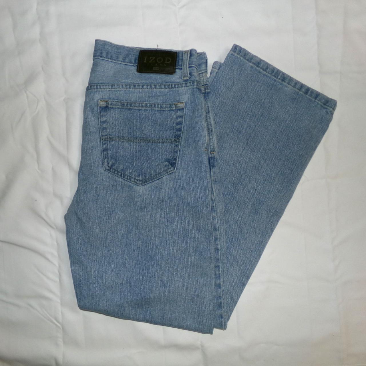 IZOD relaxed fit light denim mom jeans 32W x... - Depop