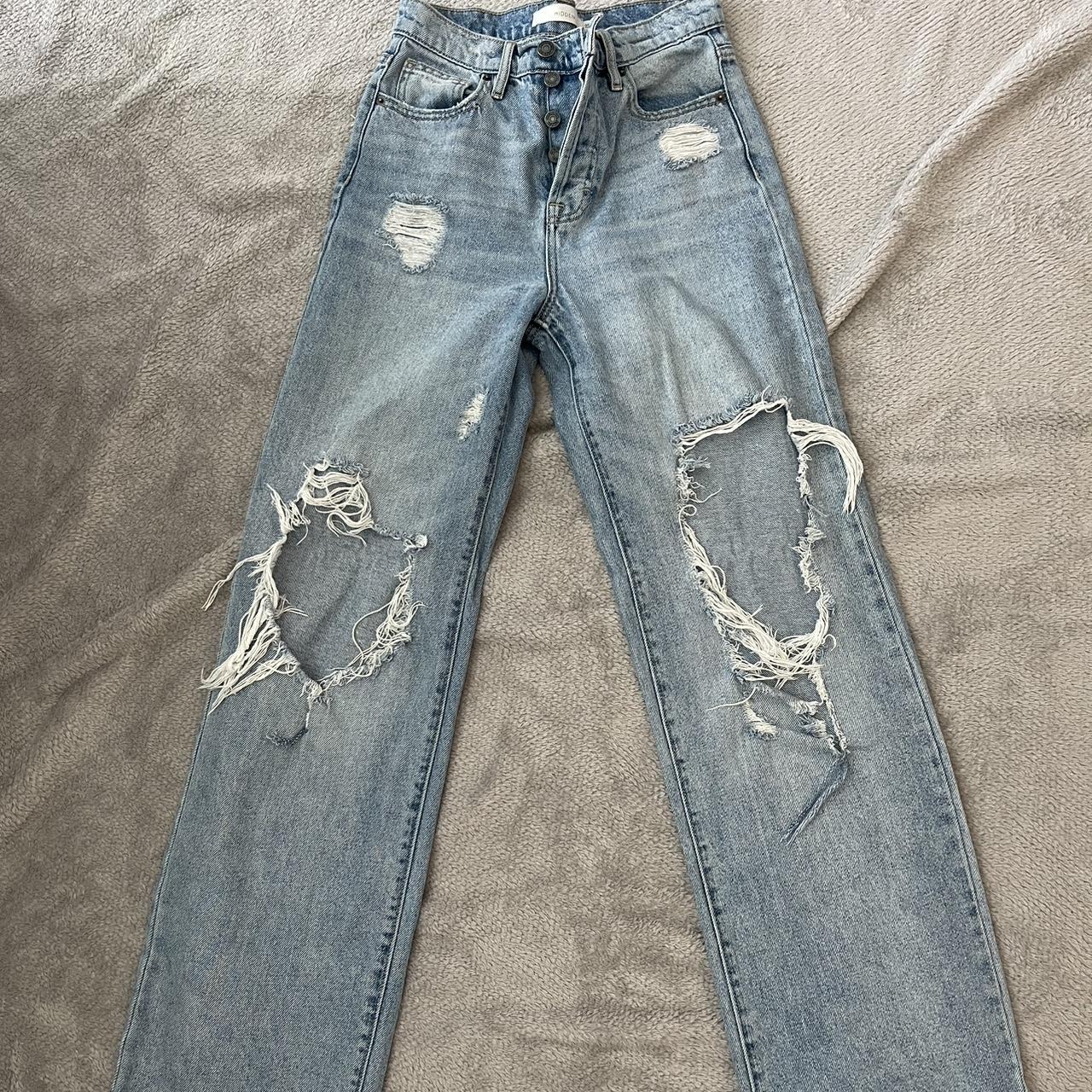 From Buckle “Hidden” brand. Size 25. Barely worn - Depop