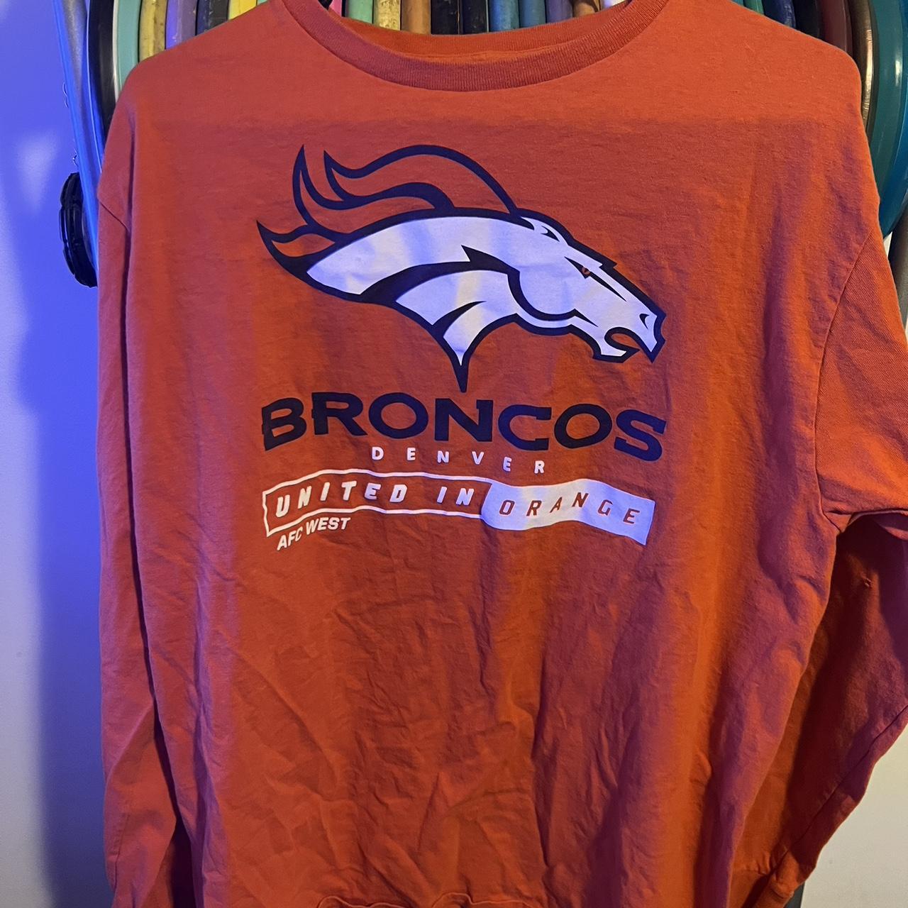 Denver Broncos Mens T-Shirt Size SMALL Orange Color - Depop