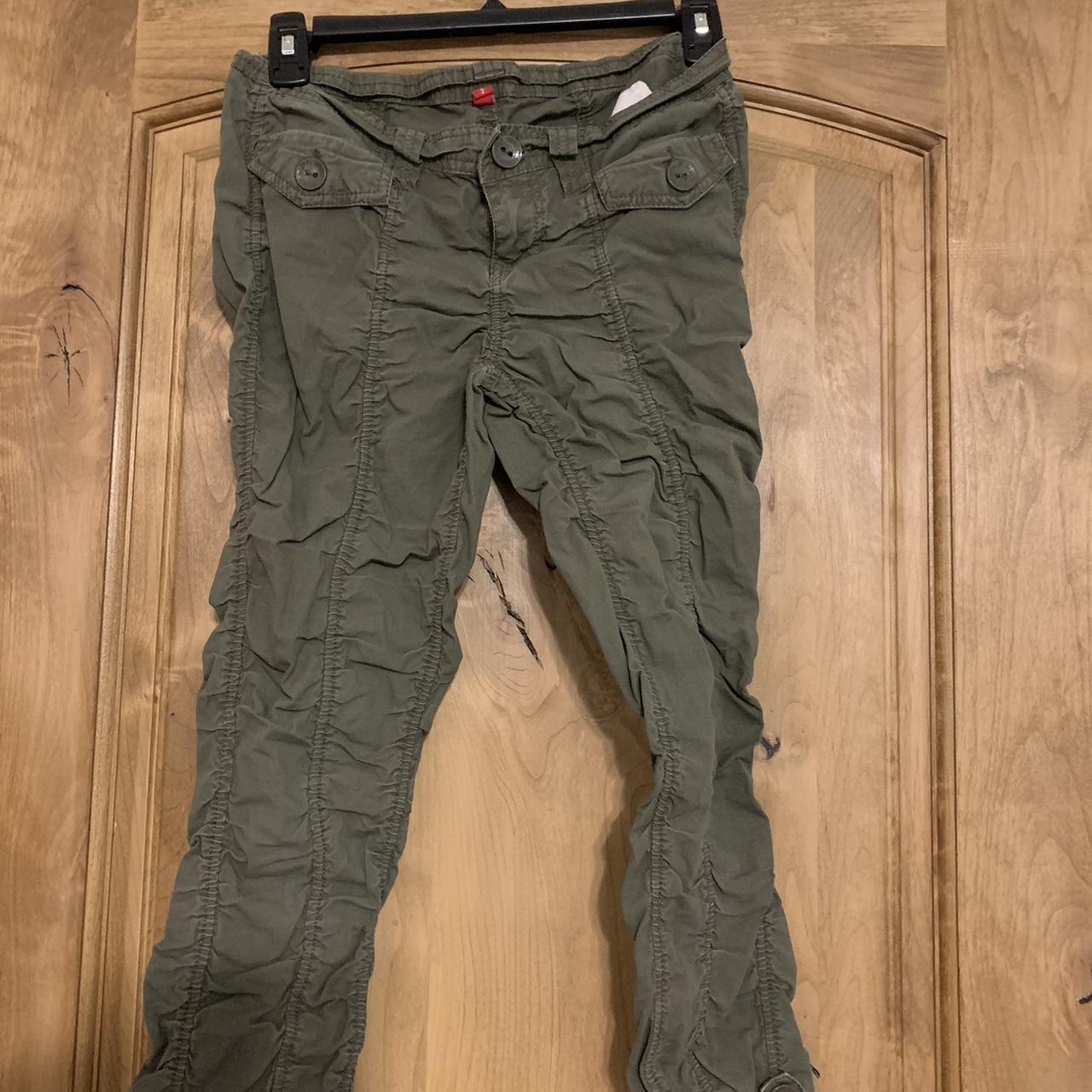 Army green scrunch pants size 3 - Depop