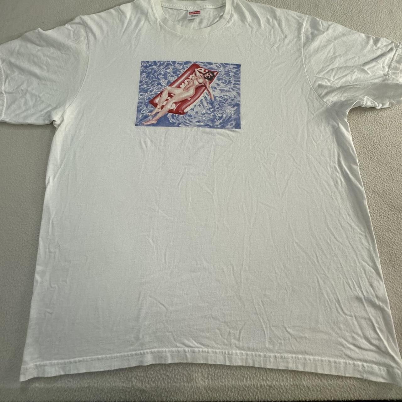 Supreme Float offers ‘White’ T-Shirt