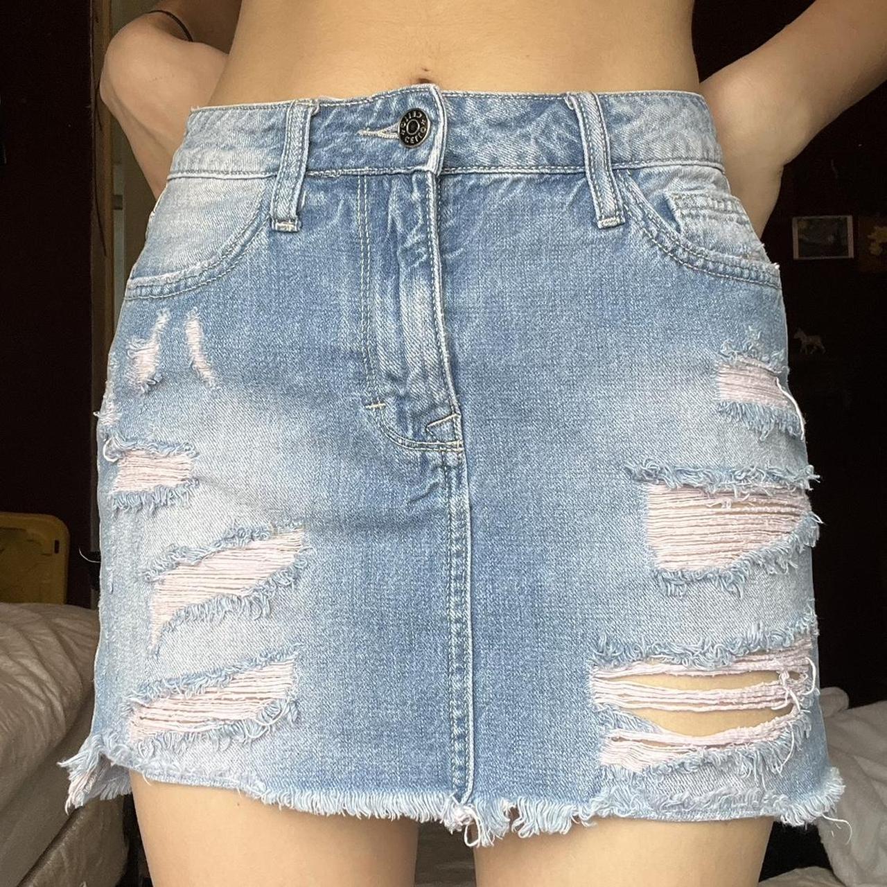 Levi's shop ripped skirt