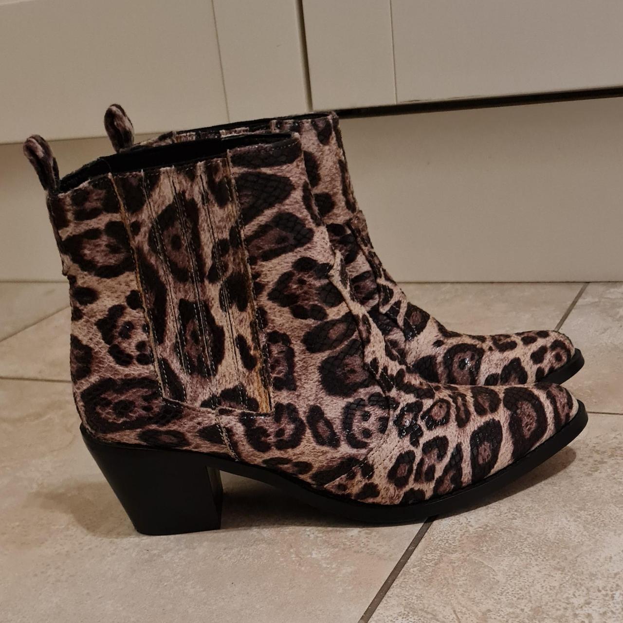 Snakeskin booties hot sale no heel