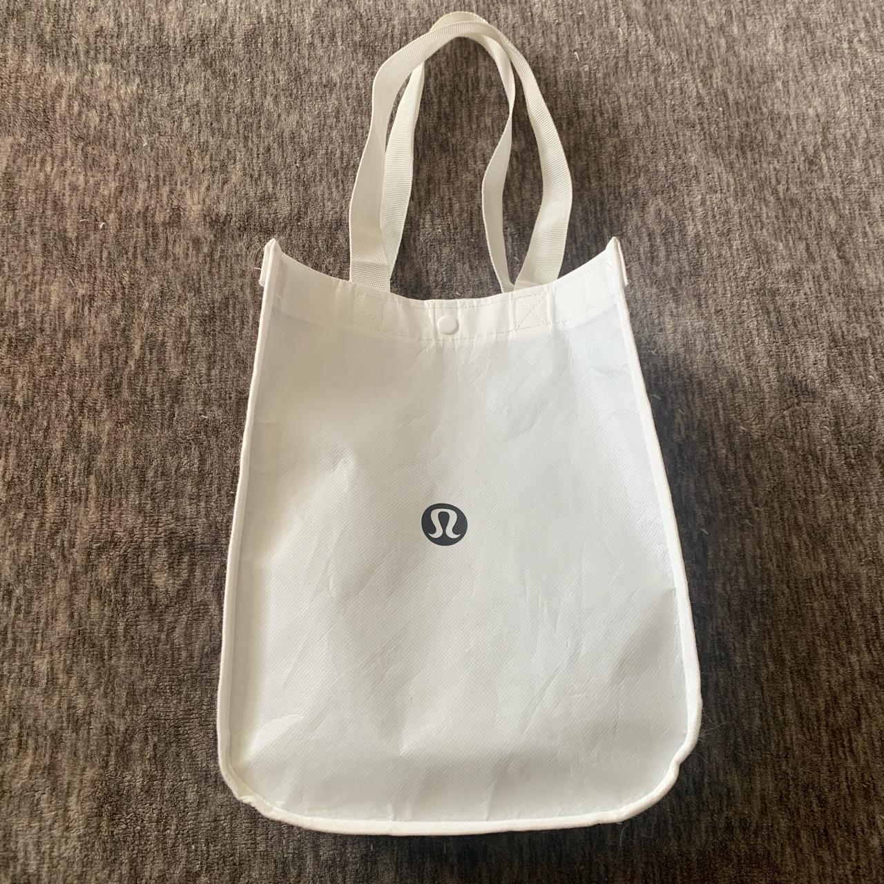 Lululemon white online bag