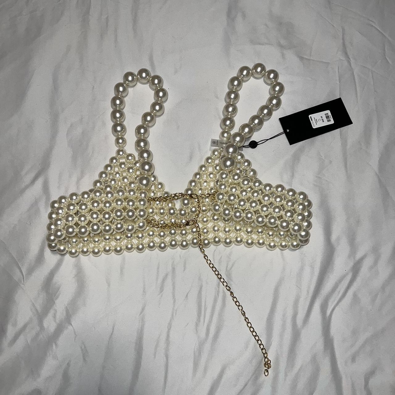 Fashion Nova Women's Cream and White Vest Depop