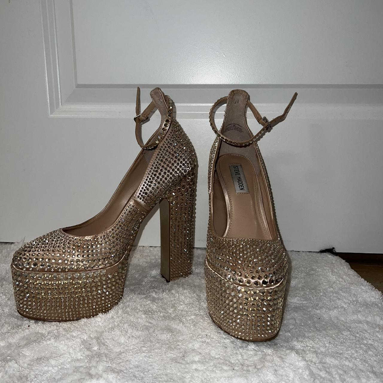 Steve madden hot sale crystal pumps