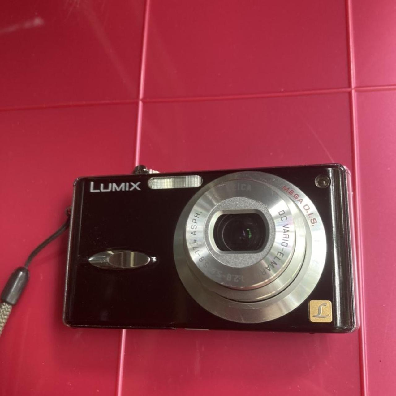 Panasonic LUMIX DMCFX8 Ultra Compact Digital Camera... Depop