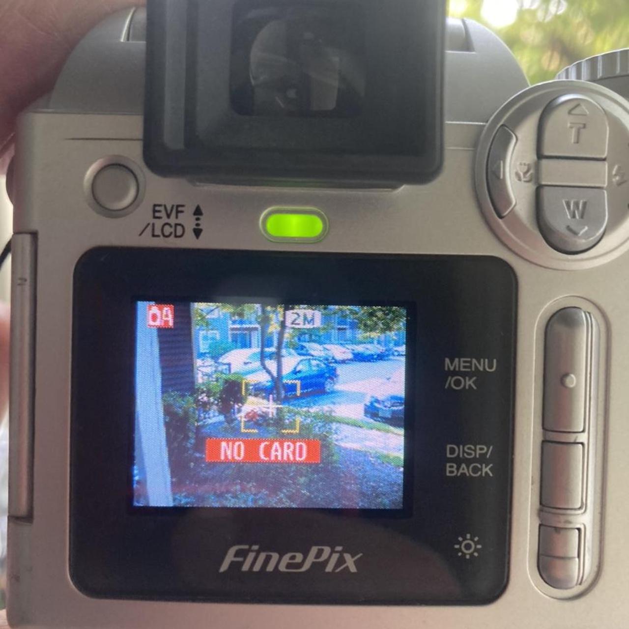Fujifilm FinePix S3100 Silver Digital CameraTested... Depop