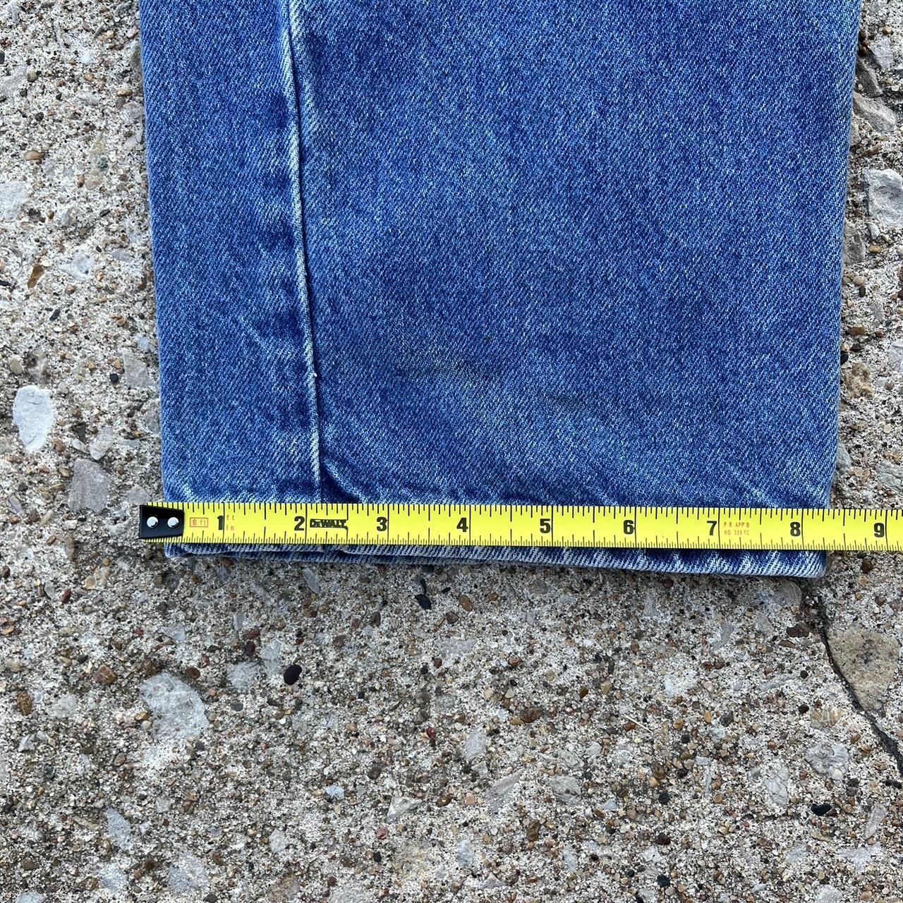 Vintage carhartt jeans Size tag ripped off or... - Depop