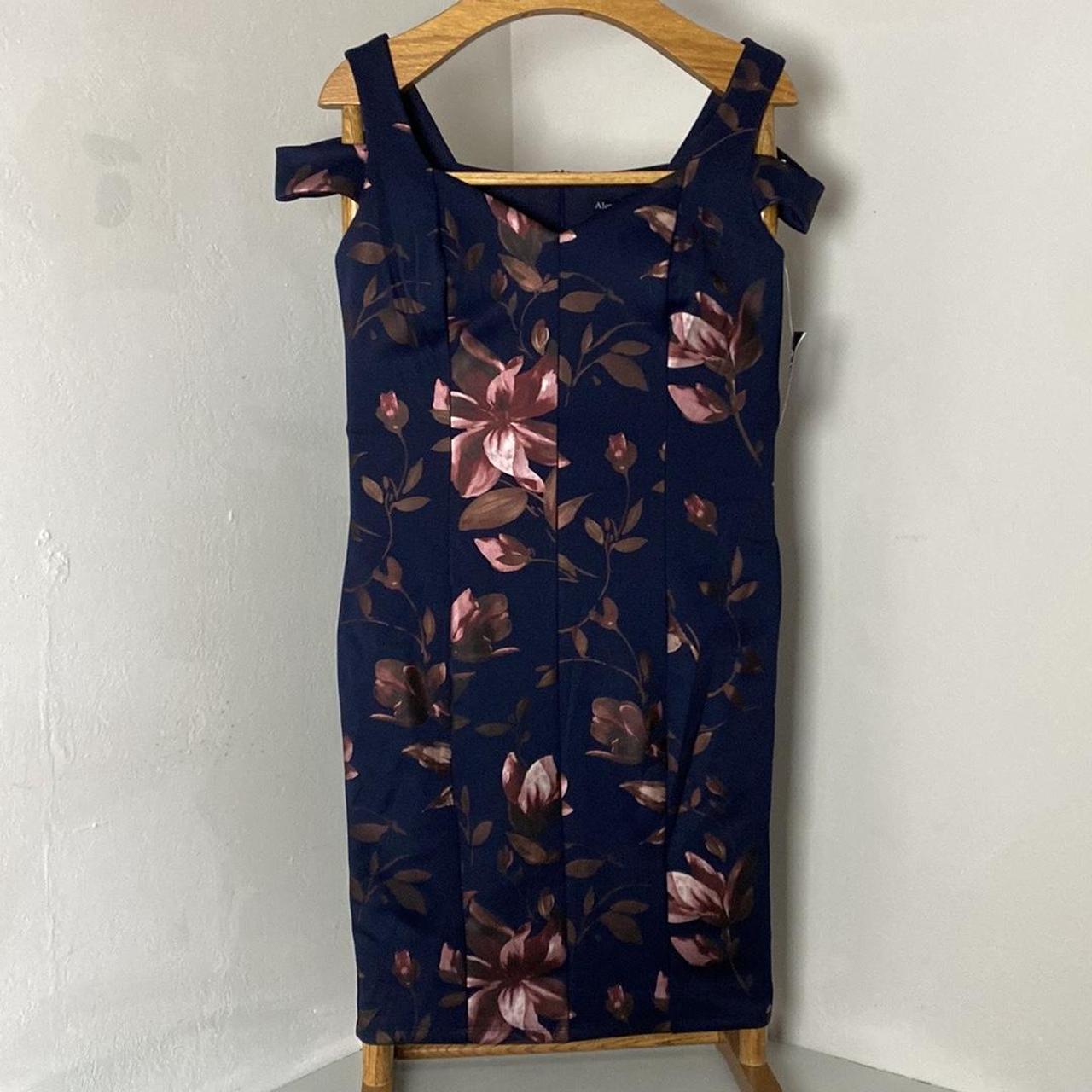 Alexa B Nites Floral Knee Length Dress Size 6 NWT... - Depop