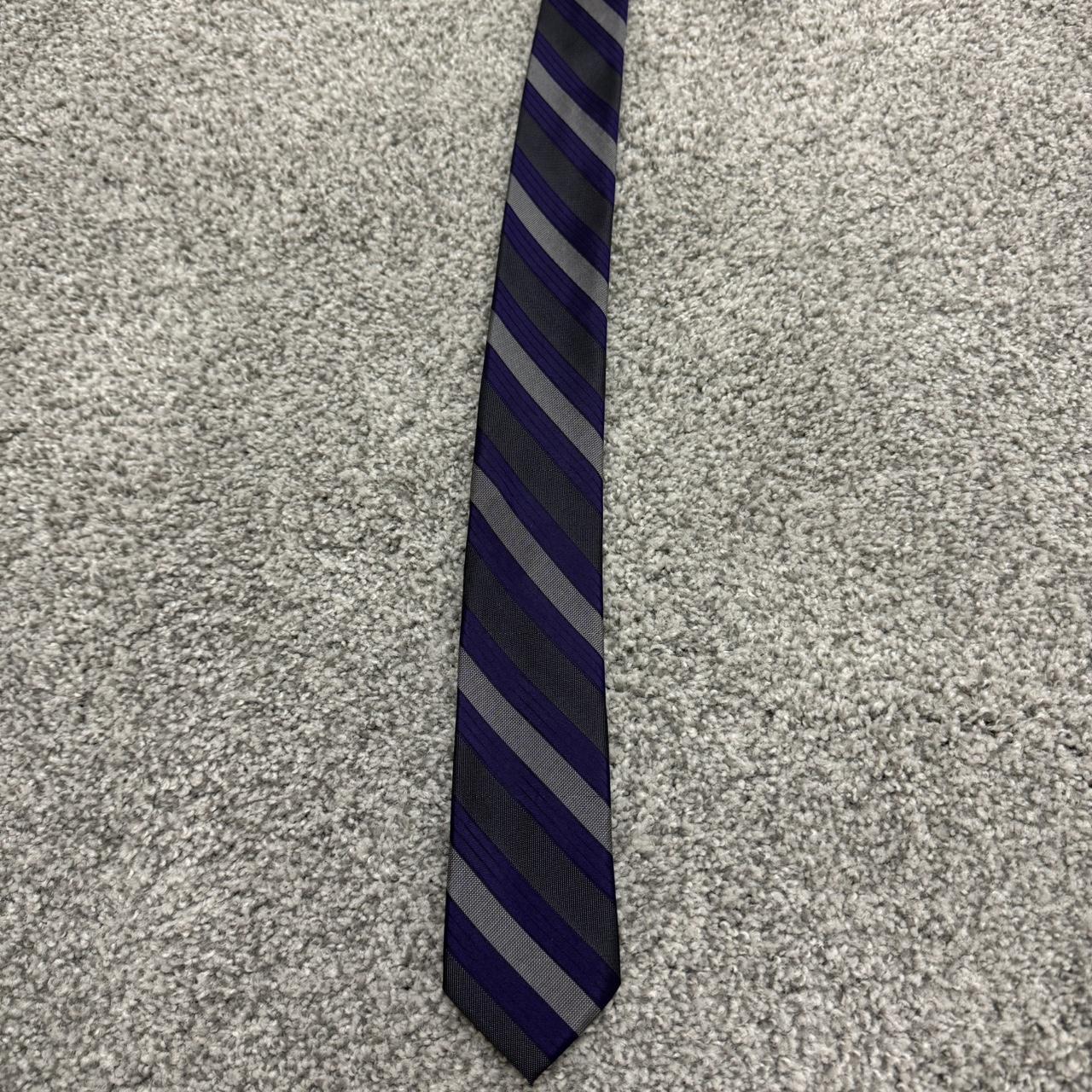 Calvin Klein slim tie In like new condition no