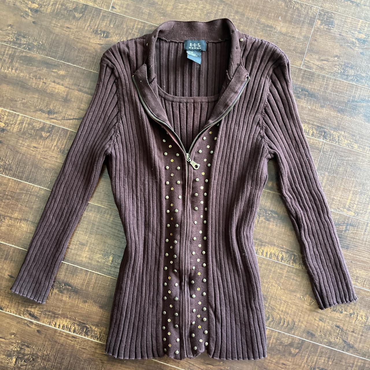 item listed by shop_roseblvd