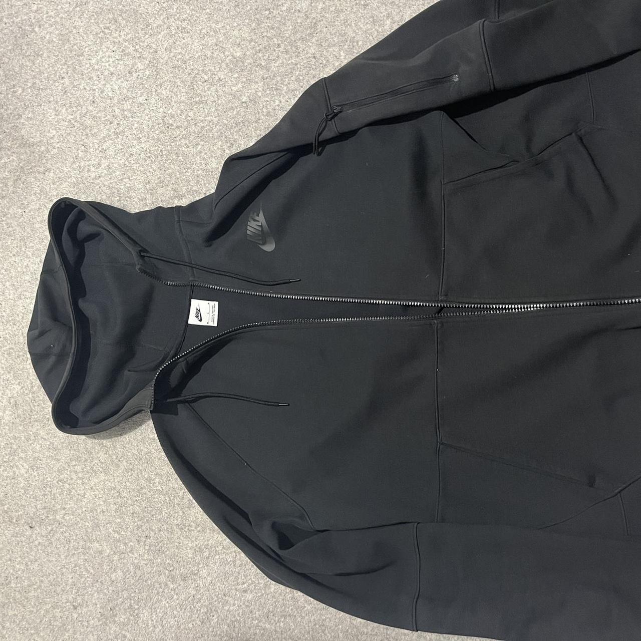 Nike old season tech fleece Medium - Depop