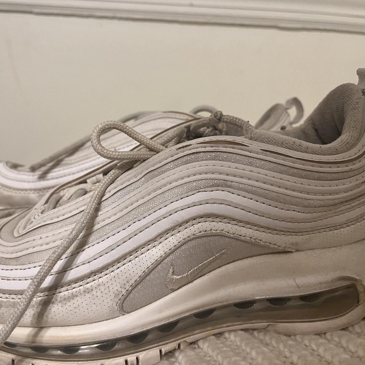 Second hand nike air hotsell max 97