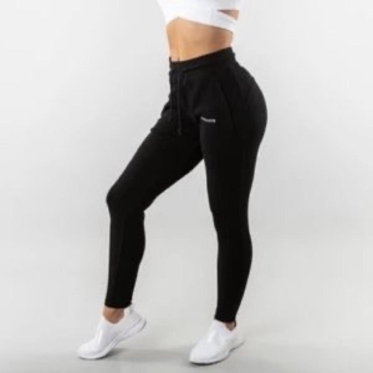 Alphalete 2025 black joggers