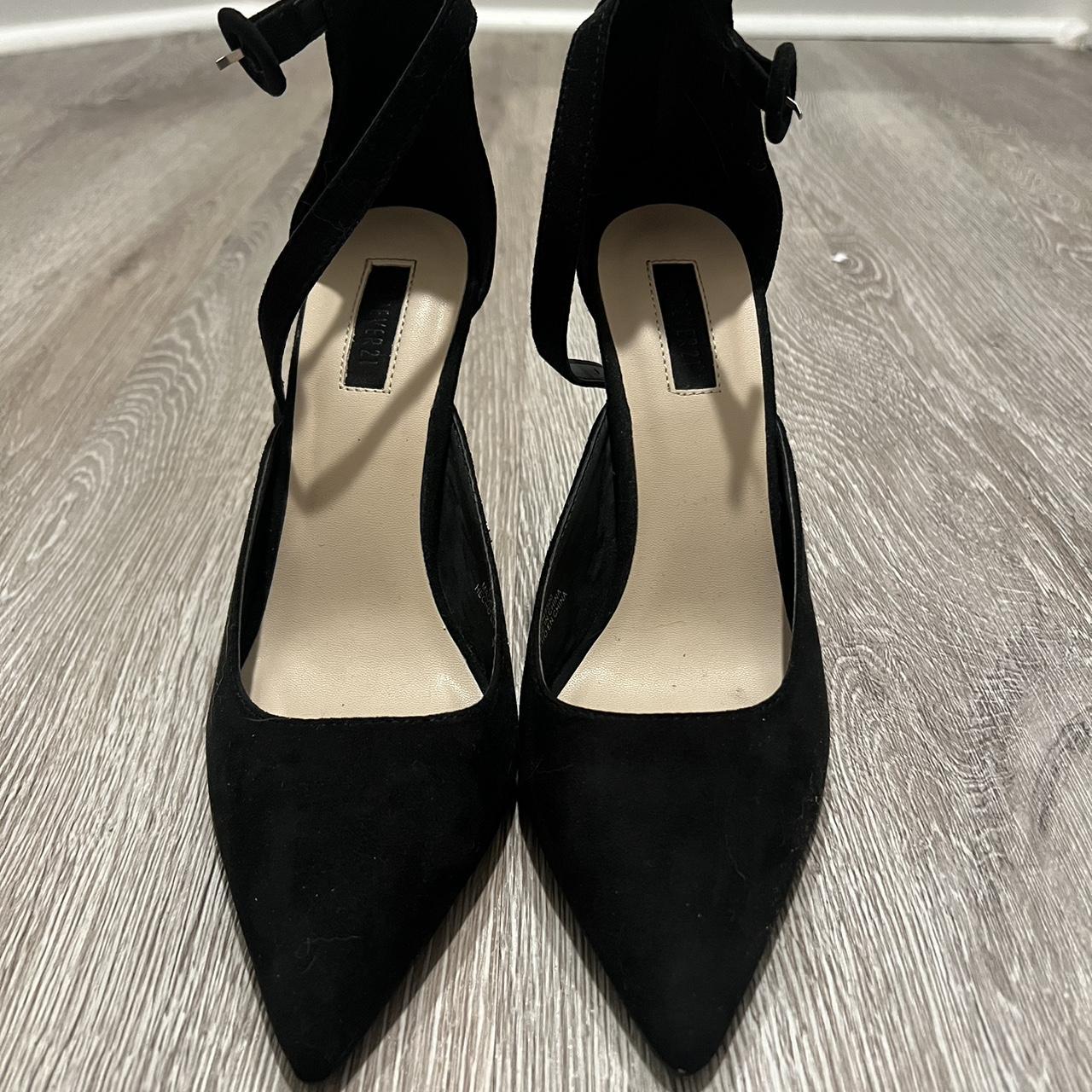 Forever 21 black store pumps