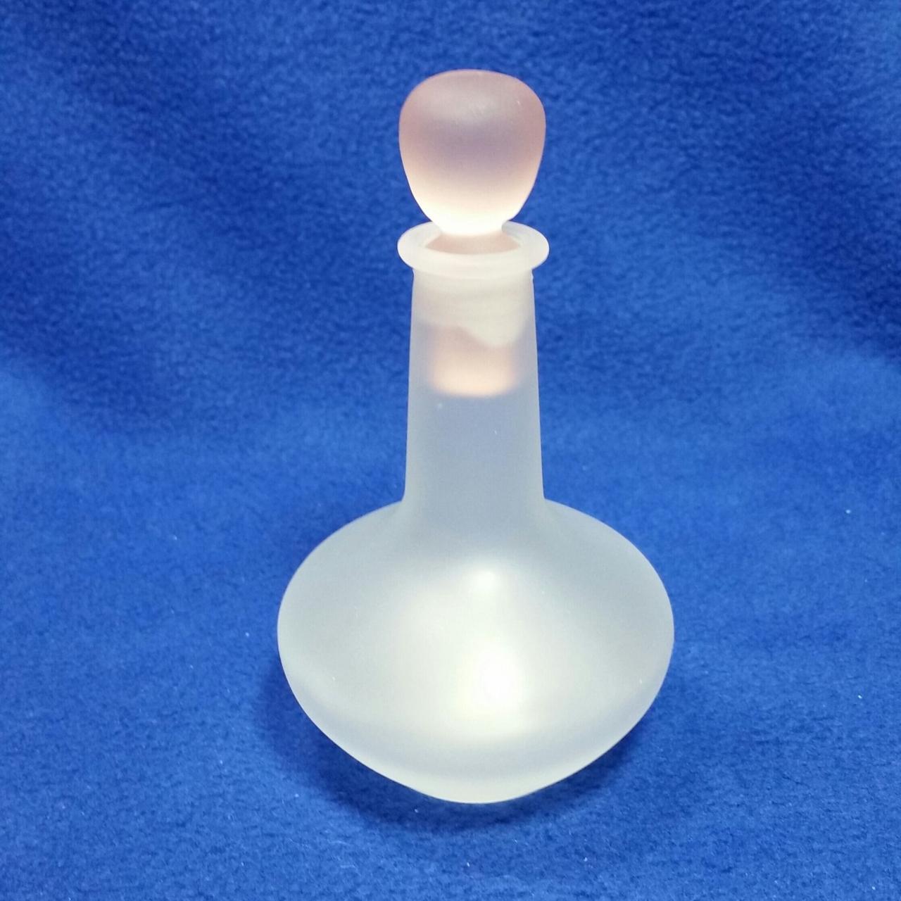 Vintage Frosted Glass Perfume Bottle. Pre-Owned. No... - Depop