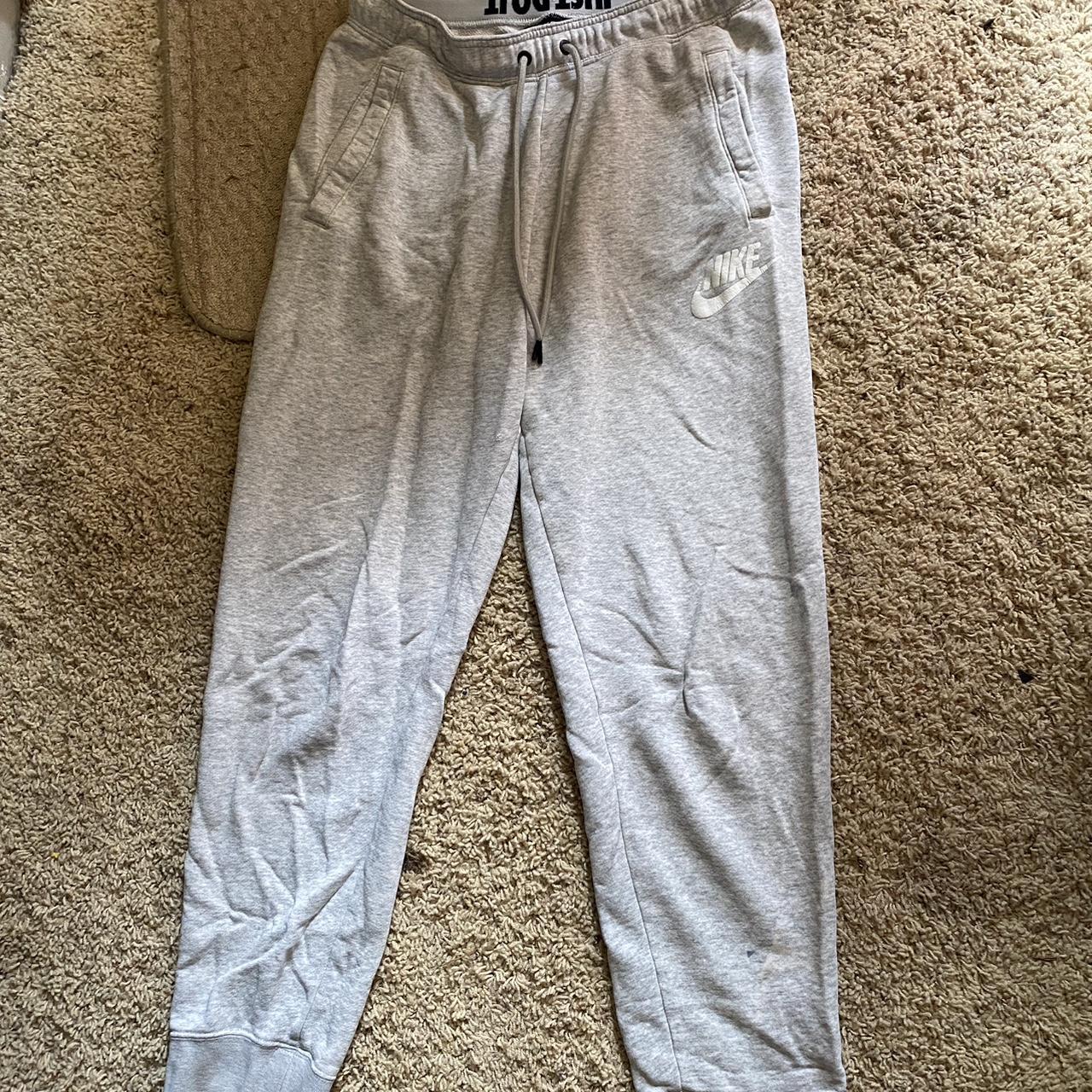 womens nike grey sweatpants