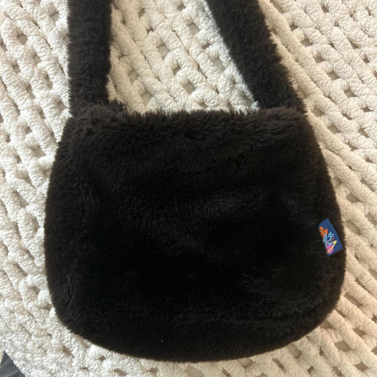 最前線の UNIF | Preowned & Secondhand Fashion | Depop カットソー(半袖+袖なし)