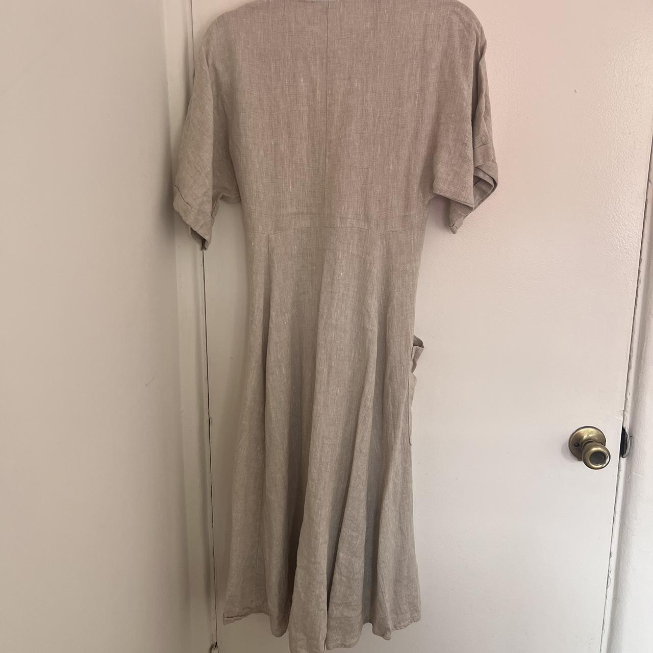 Reformation Women's Grey Dress | Depop