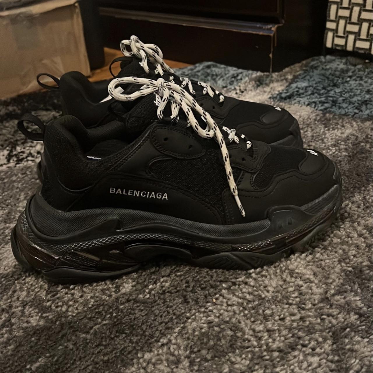 Balenciaga triple s - Depop