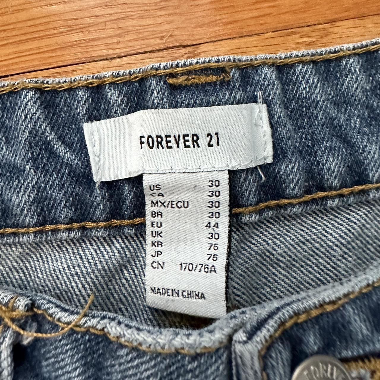 Forever 21 Baggy Style Denim Jeans Worn once for a... - Depop