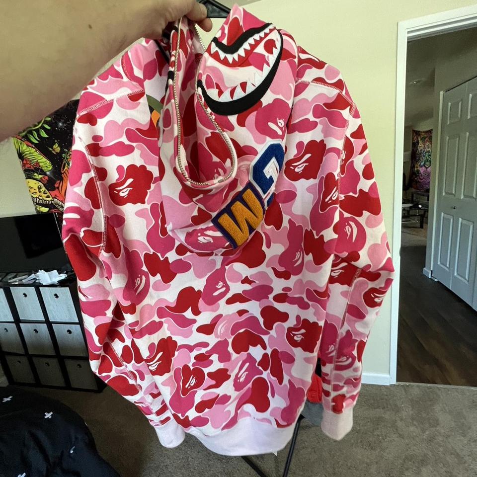 Pink camo best sale shark hoodie