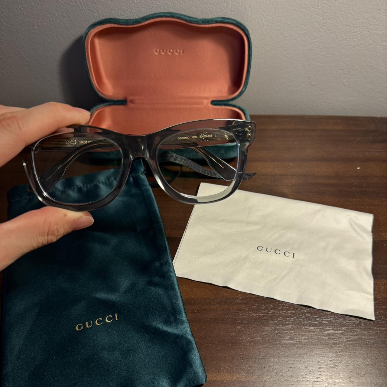 Gucci 1086 glasses Really condition only worn a few... - Depop