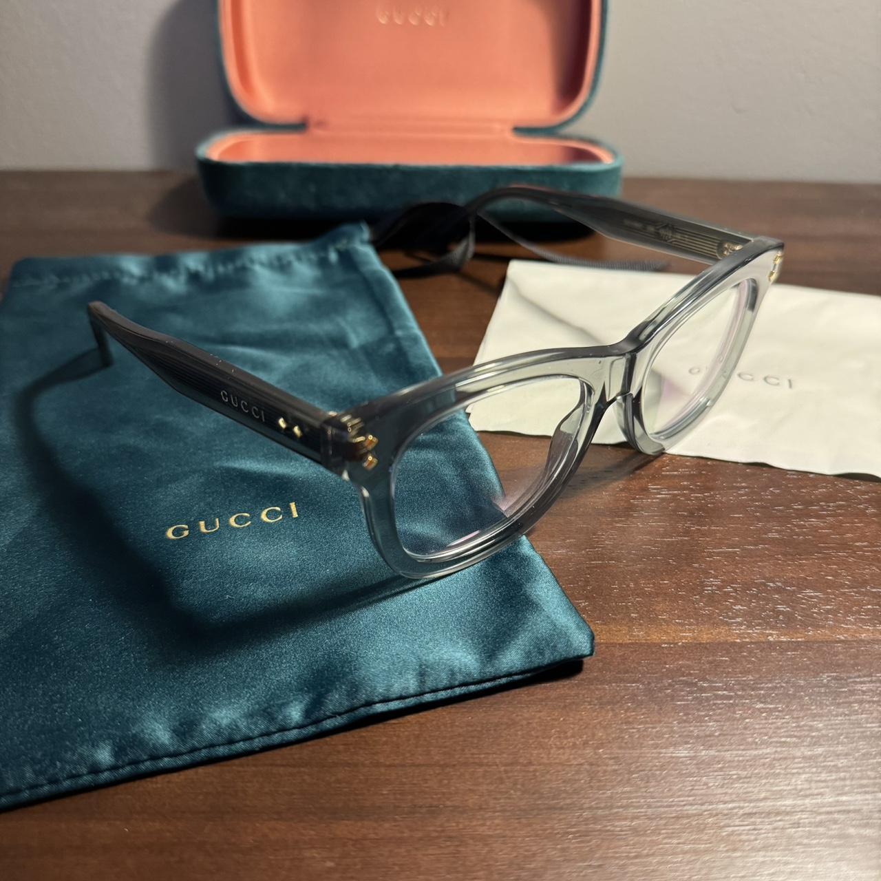 Gucci 1086 glasses Really condition only worn a few... - Depop