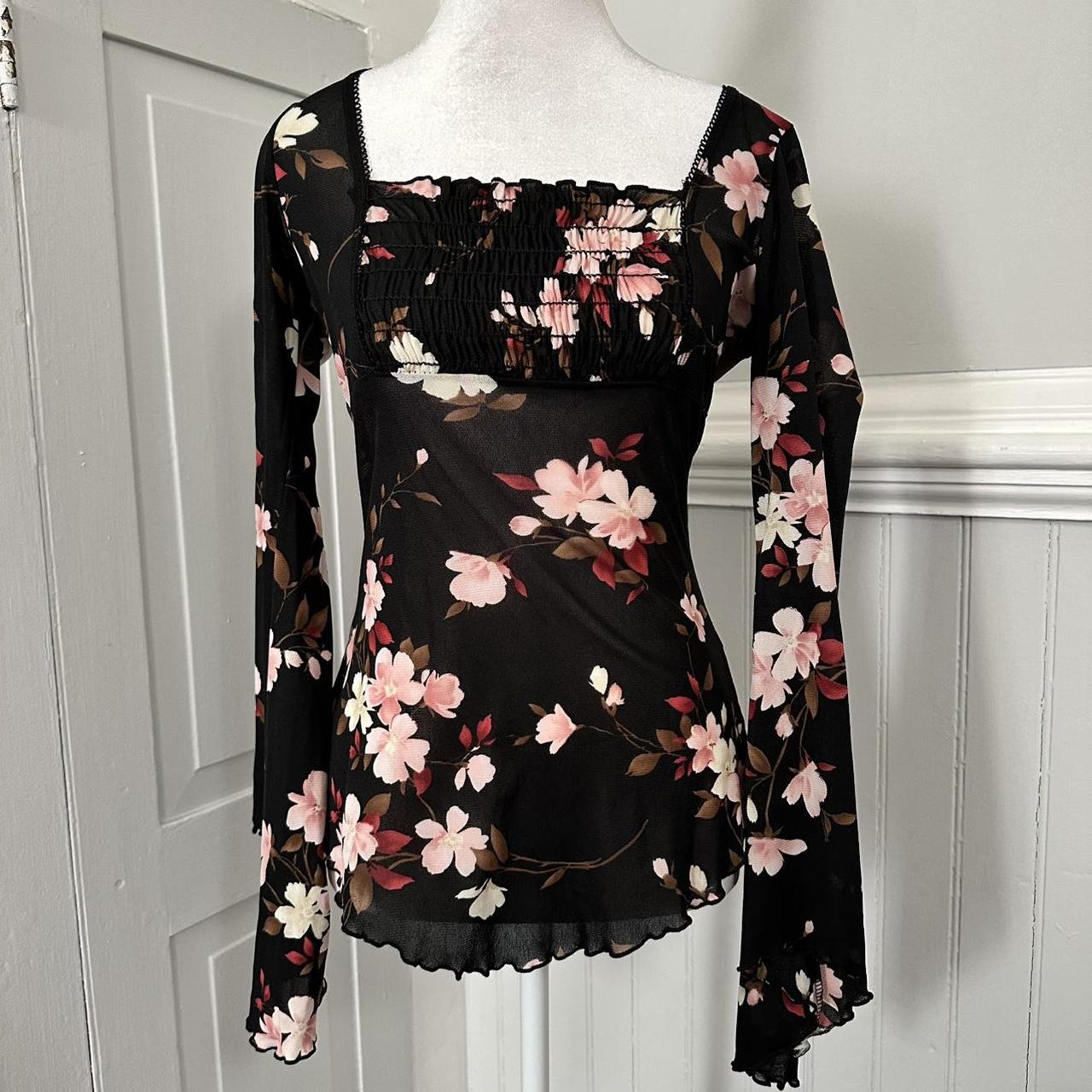 item listed by blazinbeautybabe
