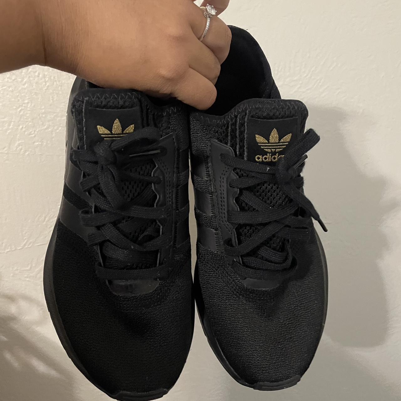 women’s adidas - Depop