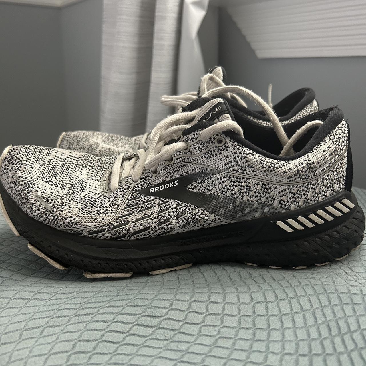 Brooks Black and White Running Sneakers🖤🤍 scuffed... Depop