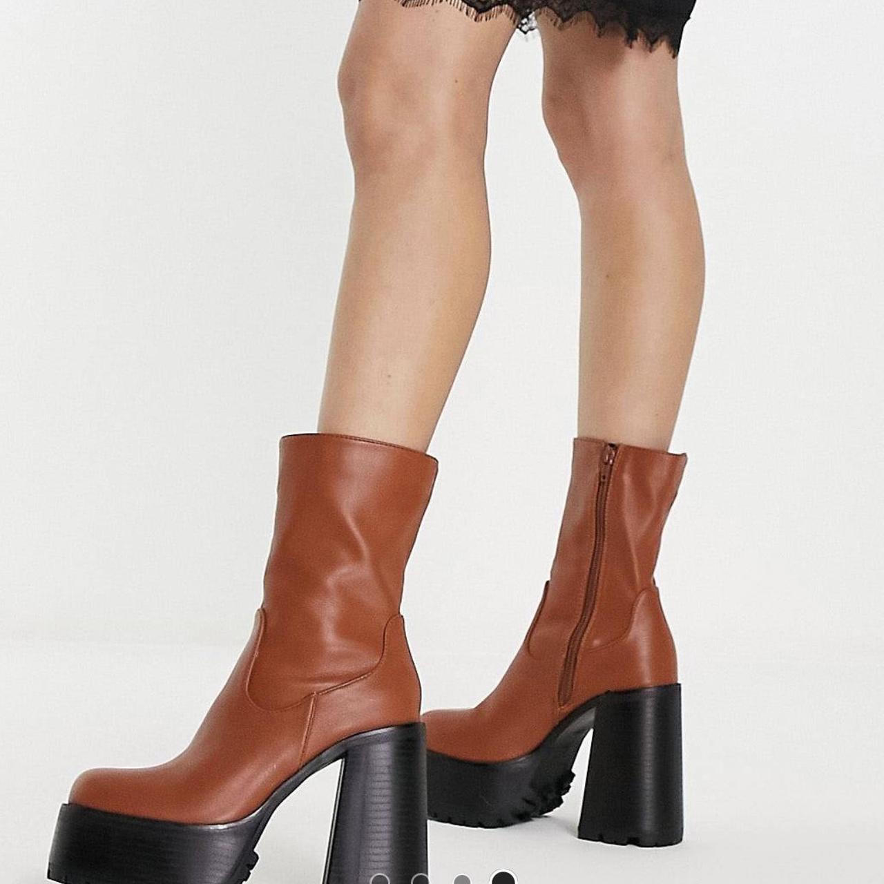 Platform tan sale boots