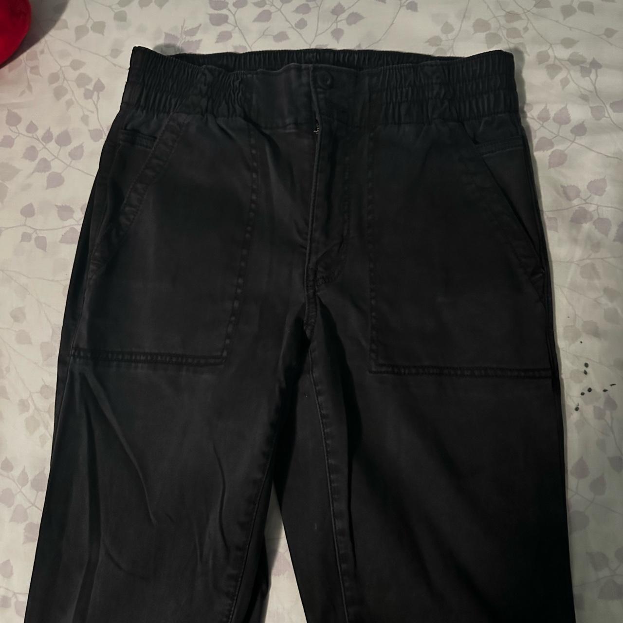 american eagle black cargo pants size 8, slim... - Depop