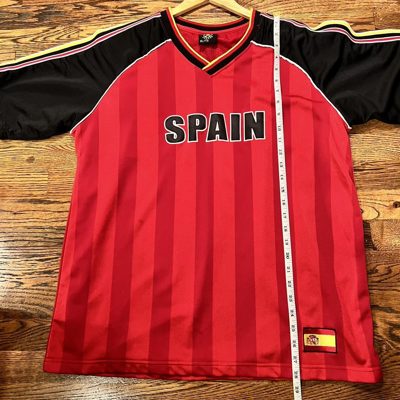 Spain soccer jersey Sz xl Great quality and condition - Depop