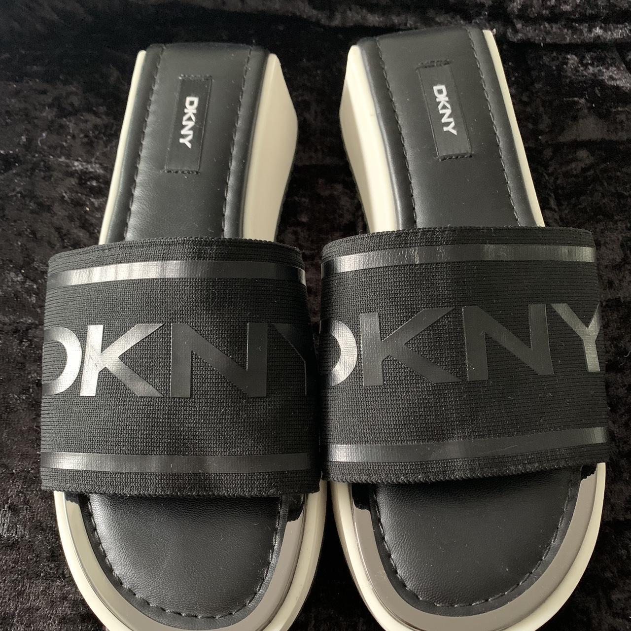 DKNY Women's Black and White Slides | Depop