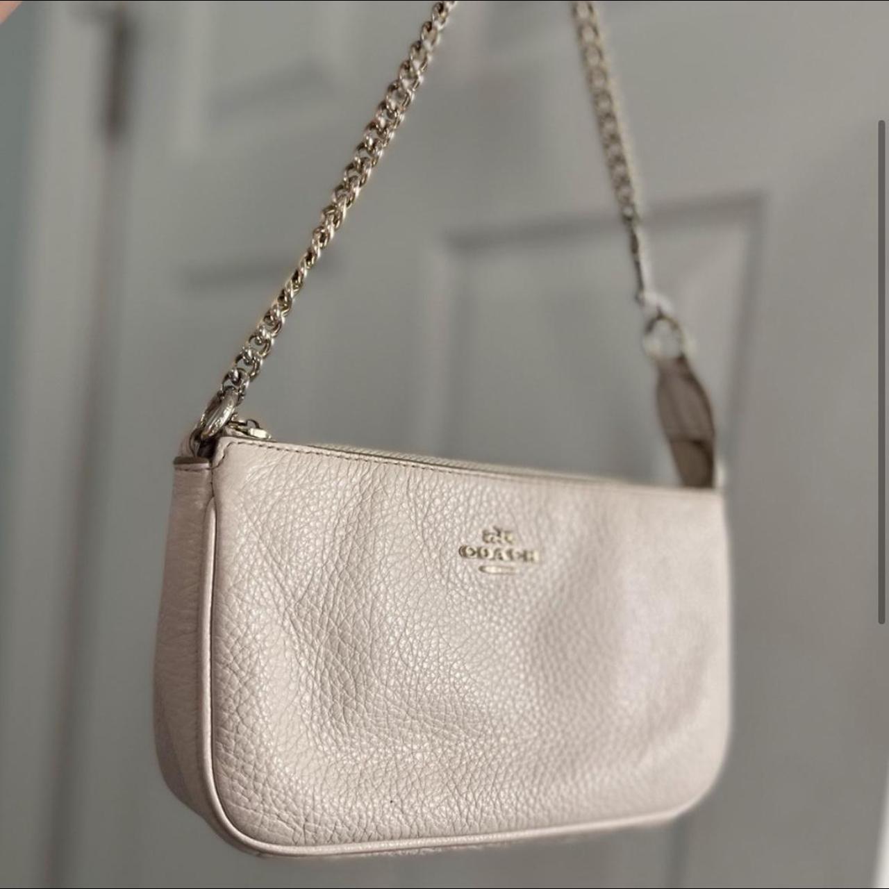 New Coach Original Teri Shoulder Bag White Signature Collection Sling  Crossbody Shoulder Bag For Women Come With Complete Set Suitable for Gift,  Luxury, Bags & Wallets on Carousell